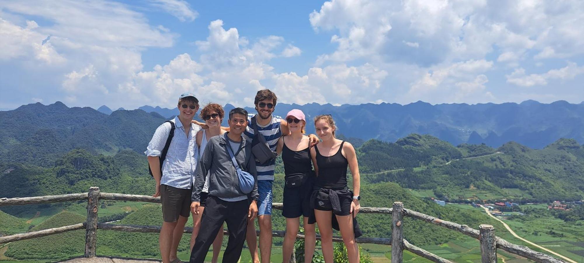 Homestay field Ha Giang Luaran gambar